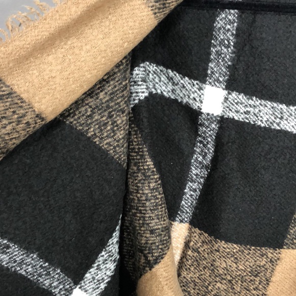 Blanket Scarf - Picture 2 of 3